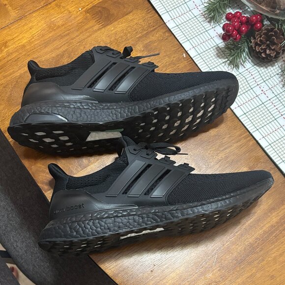 Adidas Ultraboost 1.0 - Picture 2 of 2